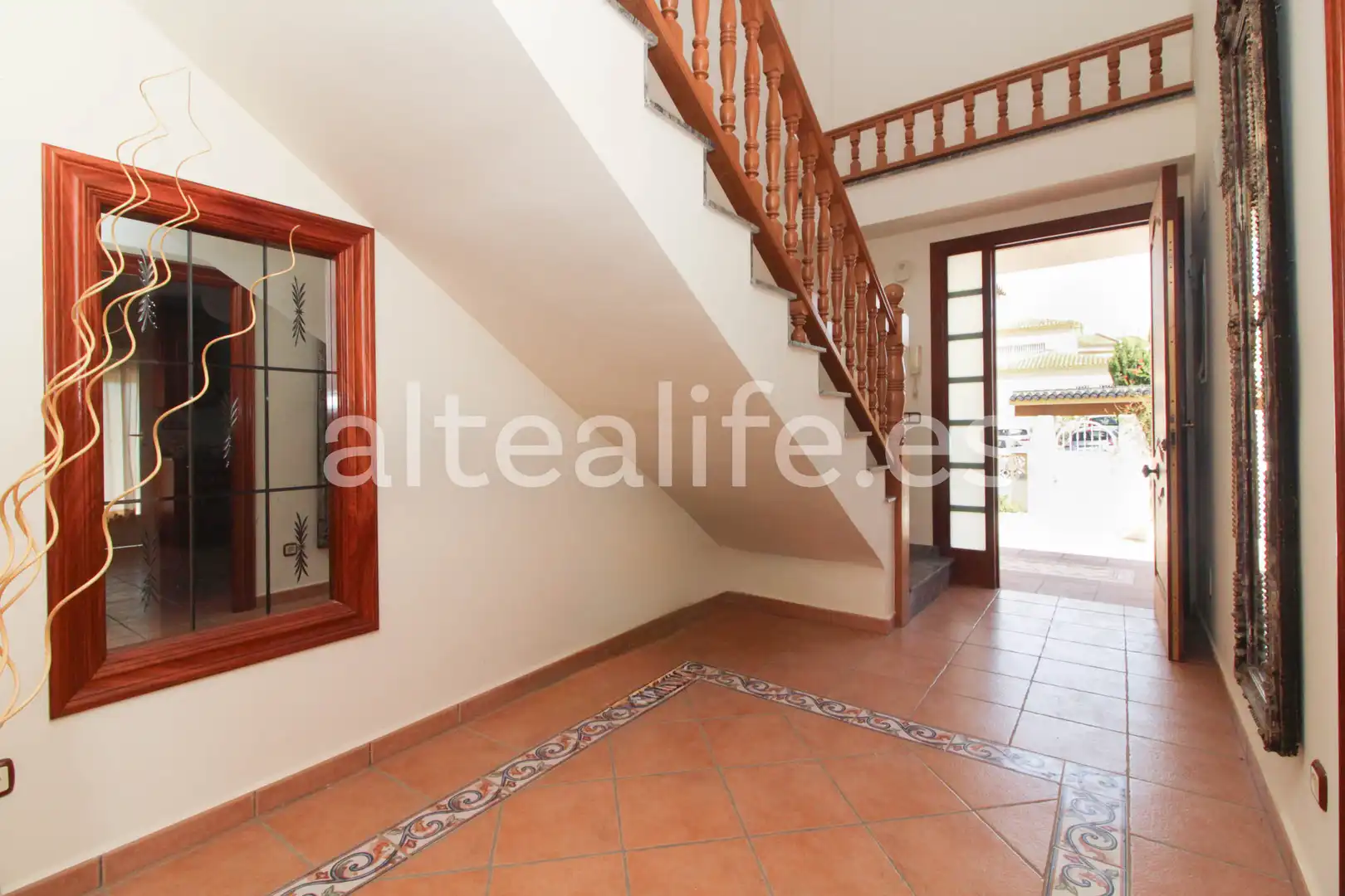 Haus oder Chalet zum Verkauf in La Nucia mit Privatgarten, Terrasse und Abstellraum