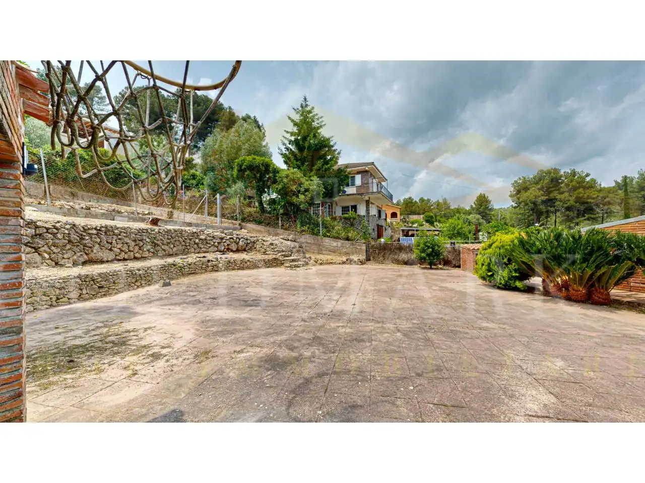 Jardí de Casa o xalet en venda en Corbera de Llobregat amb Aire condicionat, Calefacció i Jardí privat