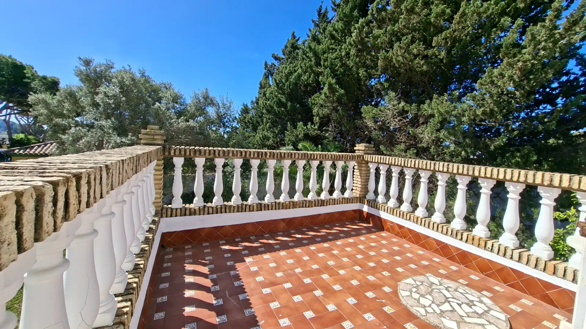 Terrace of Houses for sale in Chiclana de la Frontera  with Private garden, Terrace and Storage room