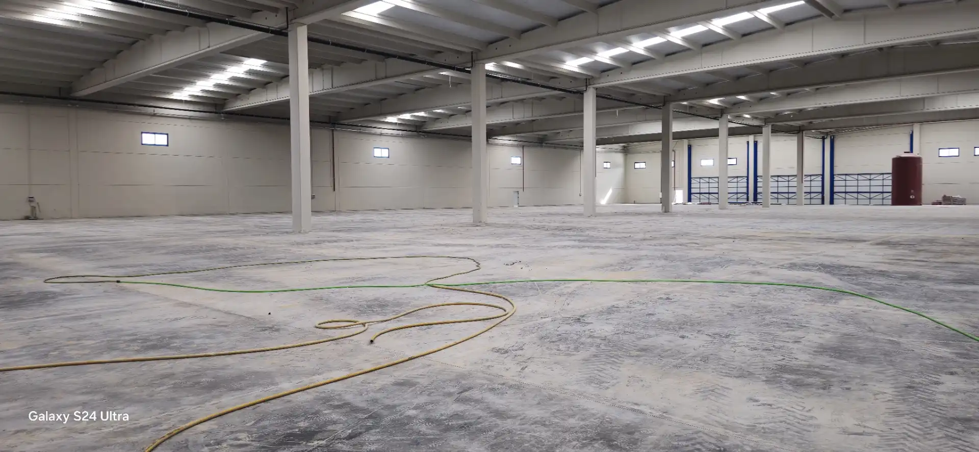 Nave industrial de alquiler en Dos Hermanas