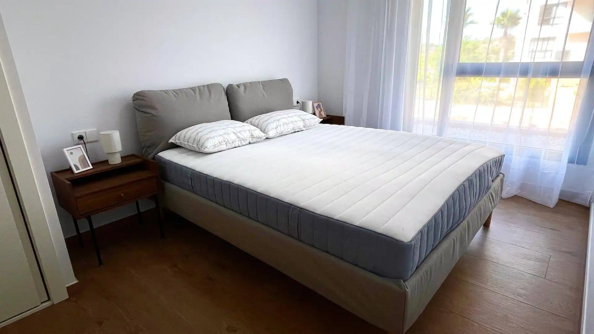 Habitación de Apartamento de alquiler en Villajoyosa / La Vila Joiosa con Aire acondicionado, Terraza y Amueblado