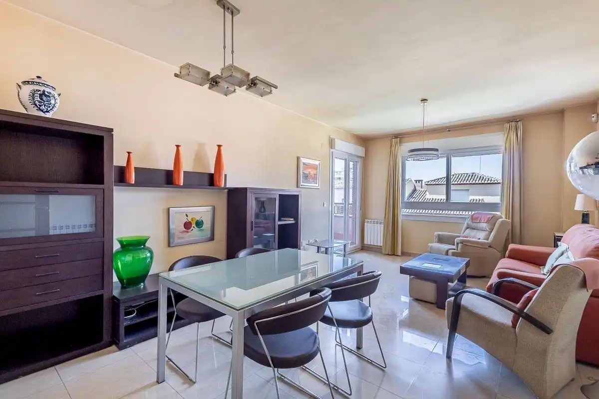 Wohnzimmer von Wohnung zur Miete in Granada mit Klimaanlage, Heizung und Privatgarten