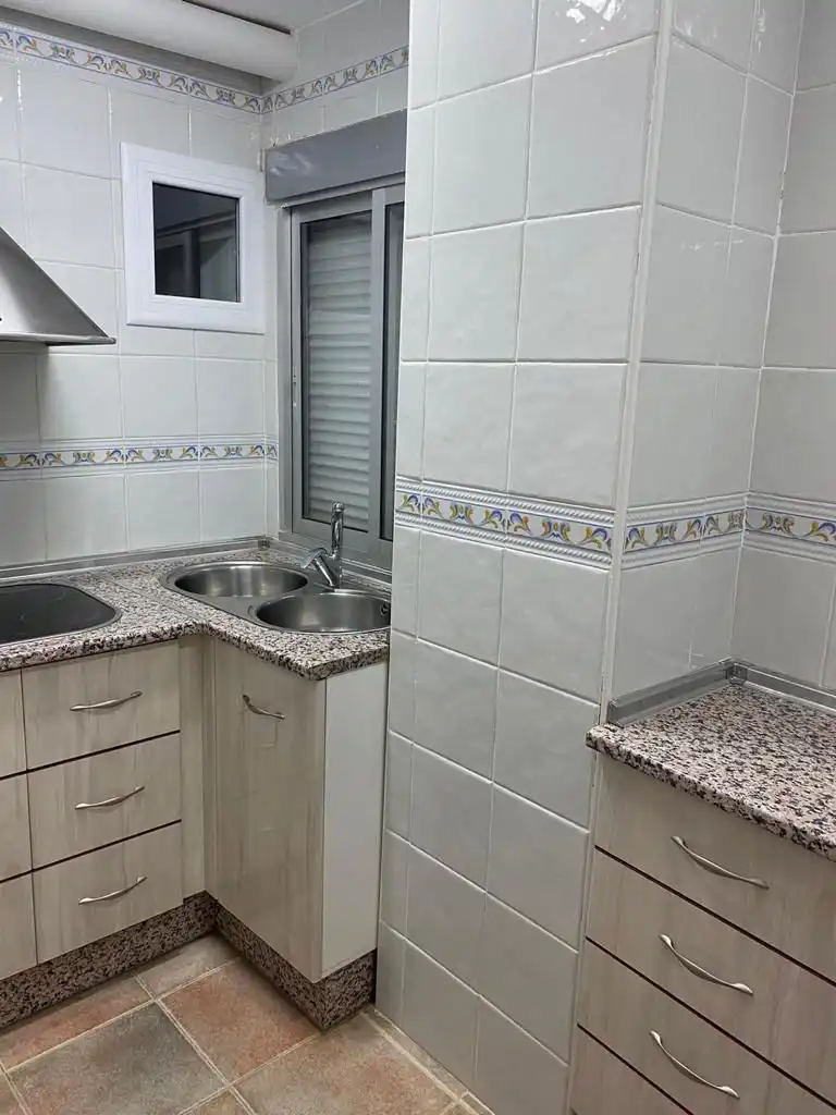 Badezimmer von Wohnung zum Verkauf in Villalba del Rey mit Möbliert