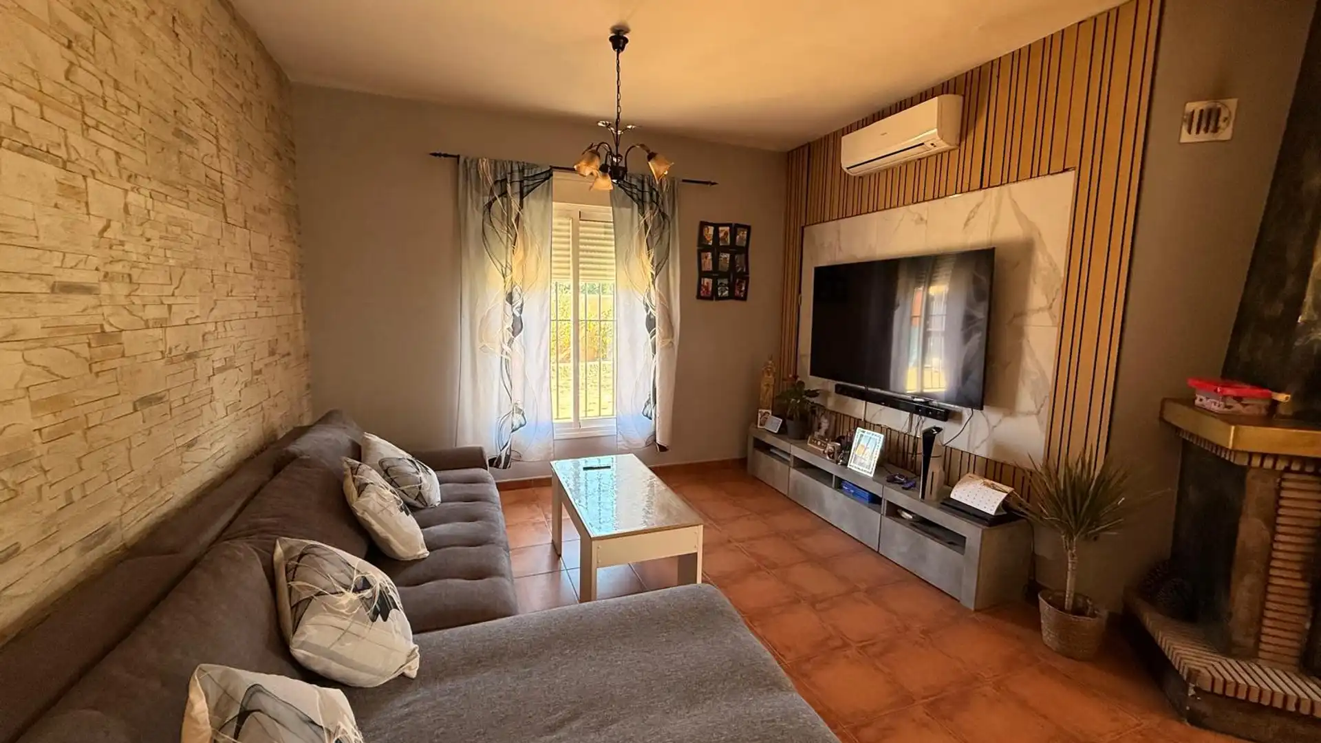 Sala de estar de Casa o chalet en venta en Los Barrios con Jardín privado y Piscina