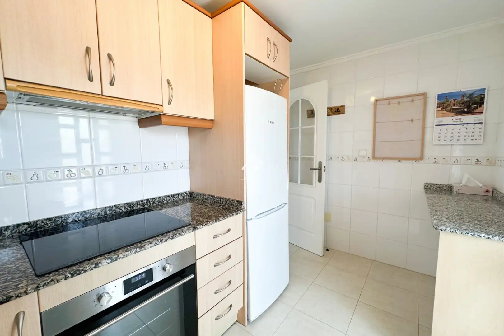 Cocina de Apartamento de alquiler en Rojales con Aire acondicionado, Terraza y Piscina