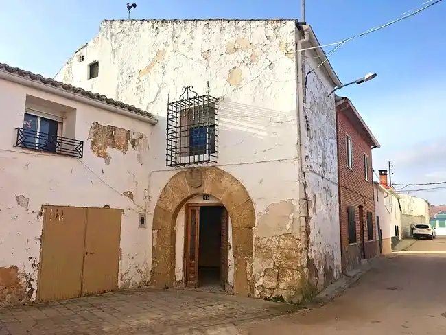 Vista exterior de Piso en venta en Villarejo de Fuentes con Aire acondicionado
