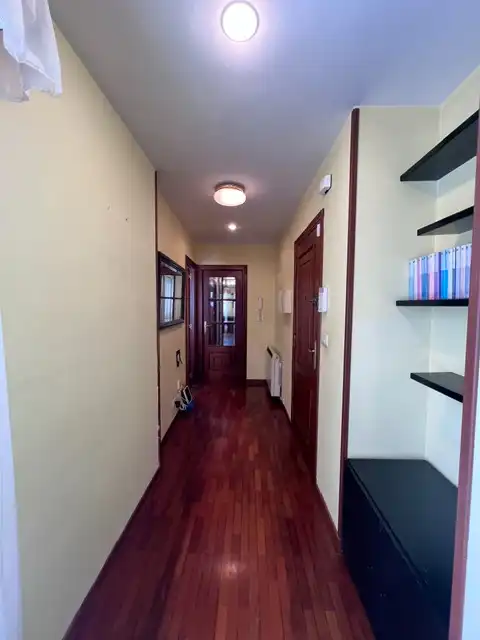 Piso en venta en A Coruña Capital  con Calefacción, Parquet y Terraza