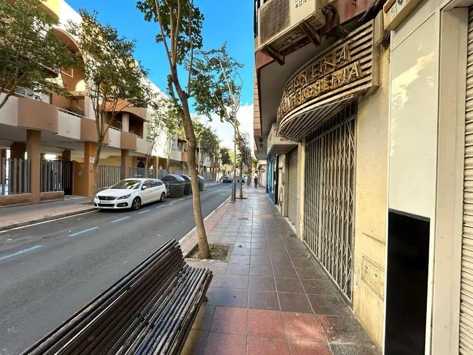 Business premises for sale in Oliveros - Altamira, imagen 8