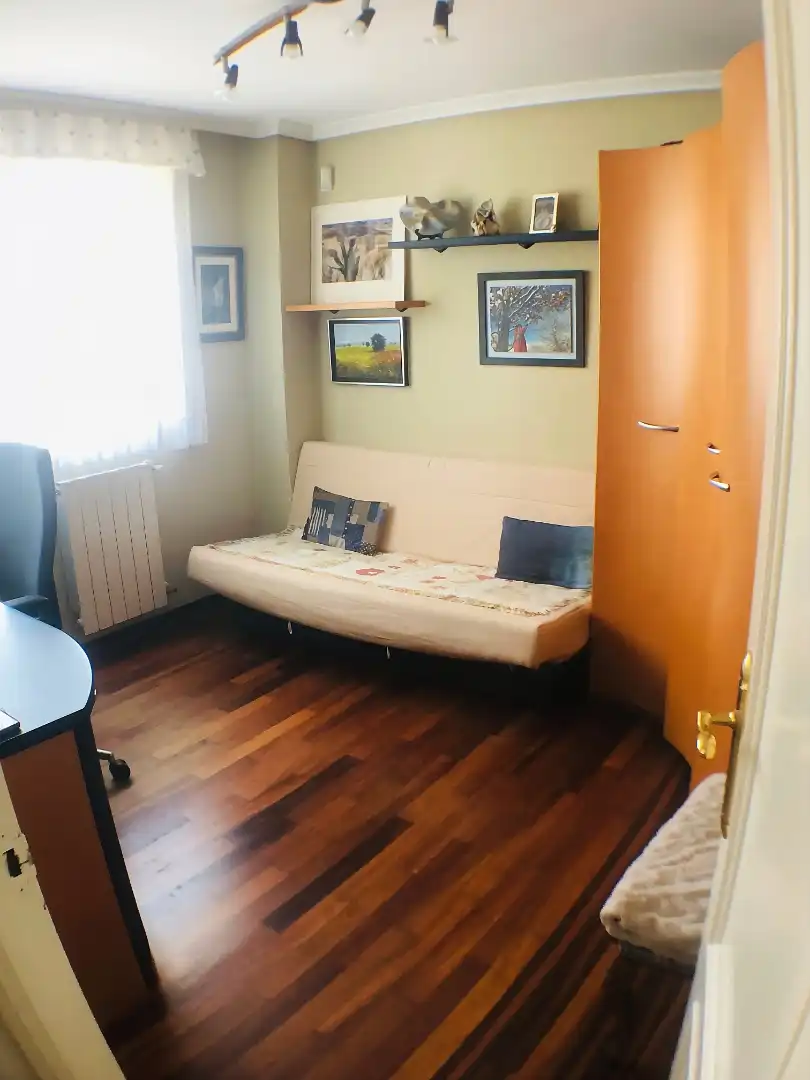 Habitación de Casa o chalet en venta en Camargo con Calefacción, Jardín privado y Terraza