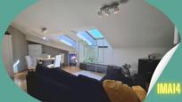 Sala d'estar de Apartament en venda en León Capital  amb Aire condicionat i Calefacció