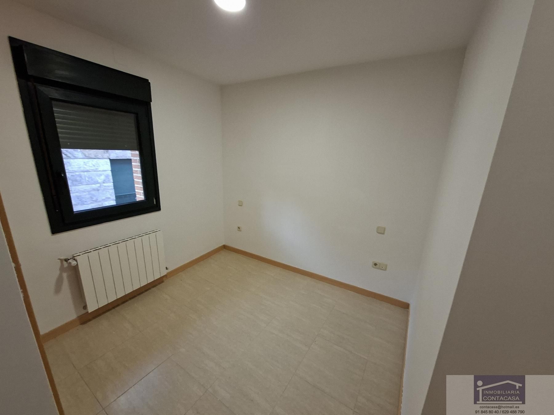 Duplex for sale in Miraflores de la Sierra  with Storage room