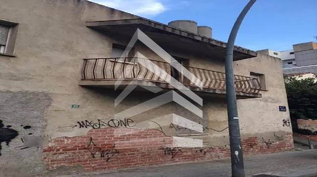 Casa-chalet en Venta en Carrer de Pep Ventura en La Maurina