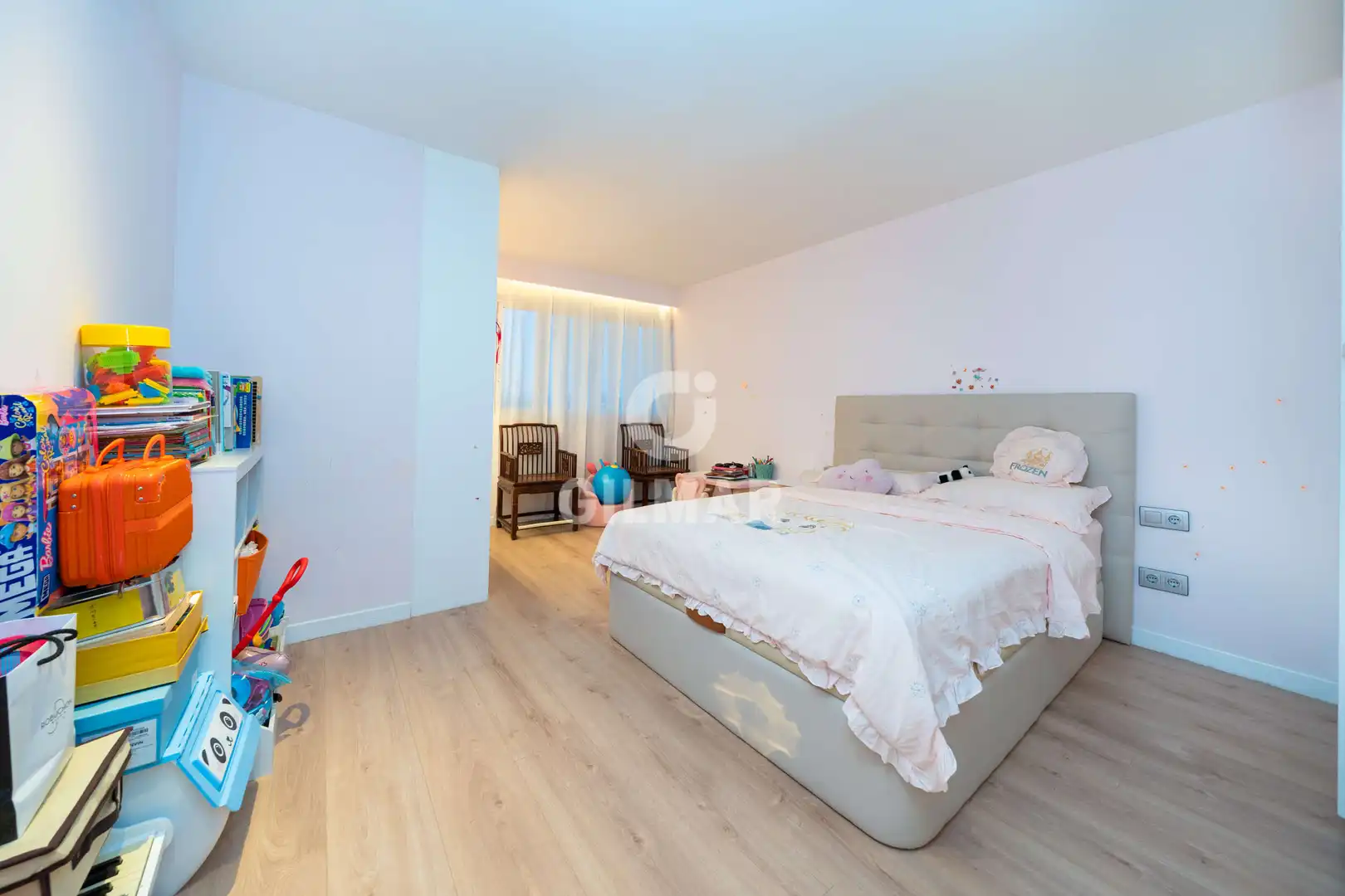Habitación de Dúplex en venta en Madrid con Calefacción, Jardín privado y Trastero