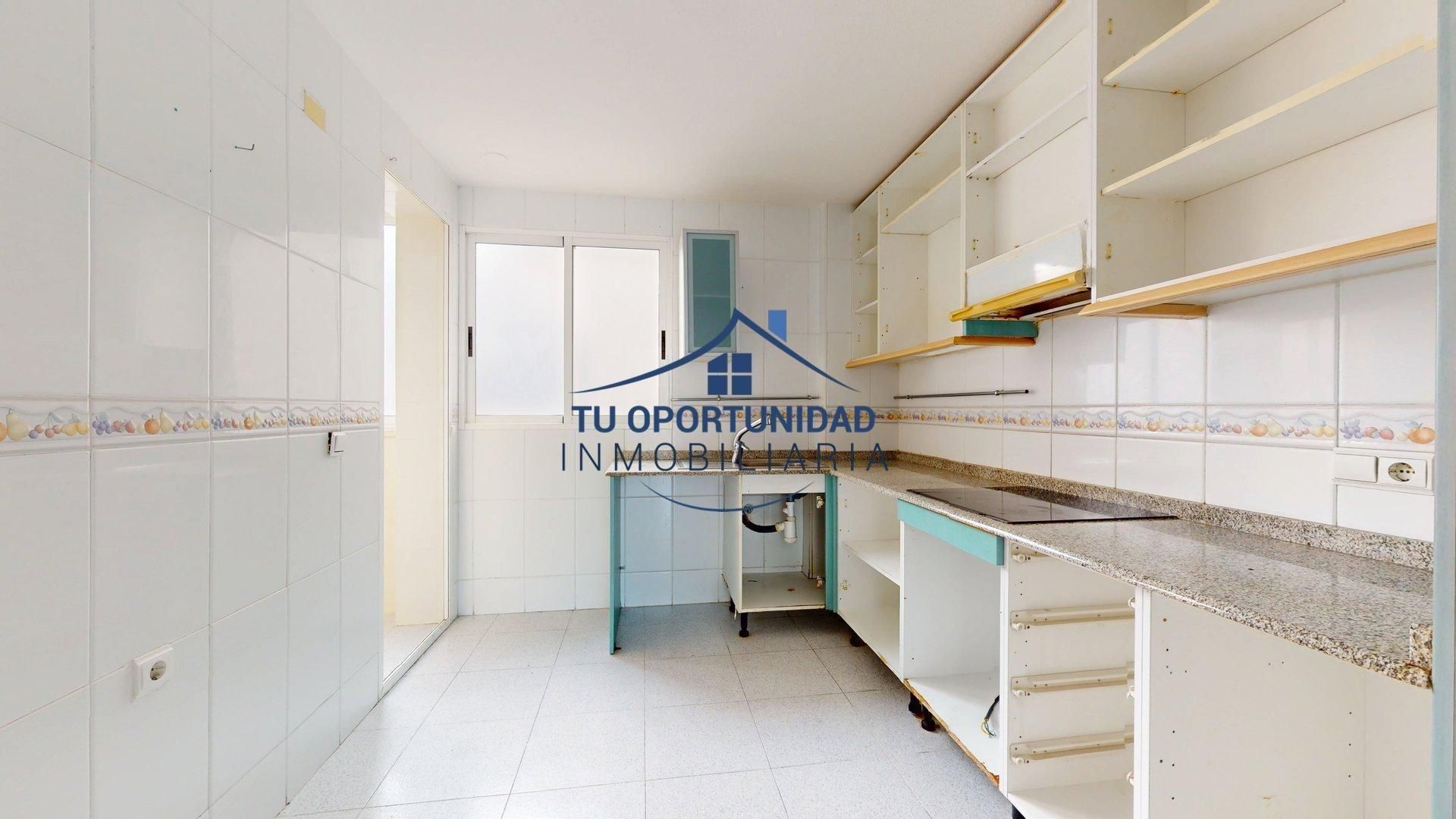 Piso en venta en Plaza TOMAS VALIENTE, Puente Tocinos, Pedanías Este
