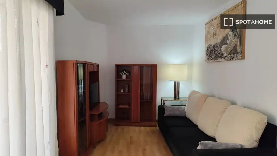 Room in Catalunya - Fontetes