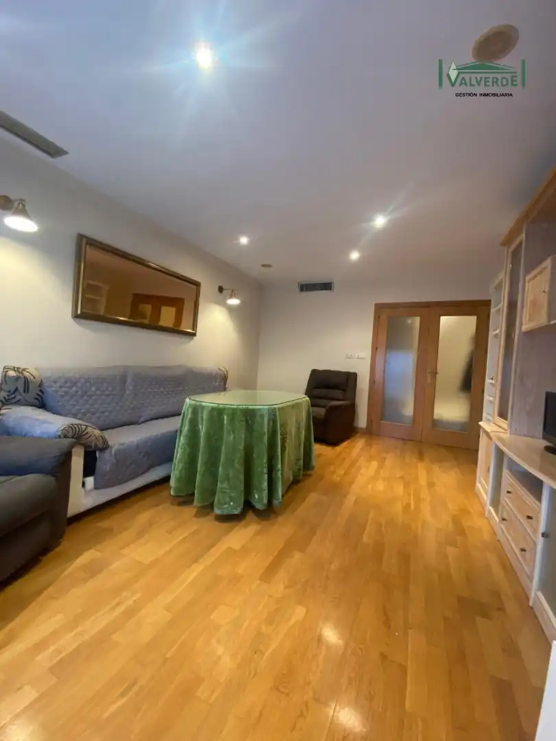 Wohnung zur Miete in Granada mit Heizung, Möbliert und Ofen