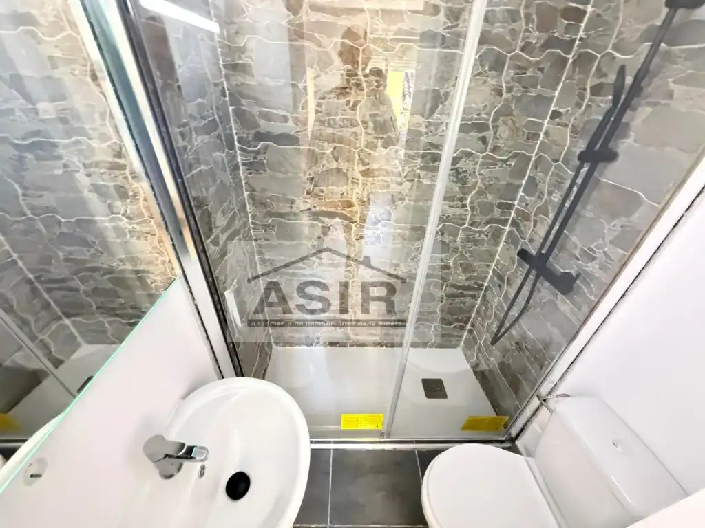 Bathroom of Buildings for sale in Alzira