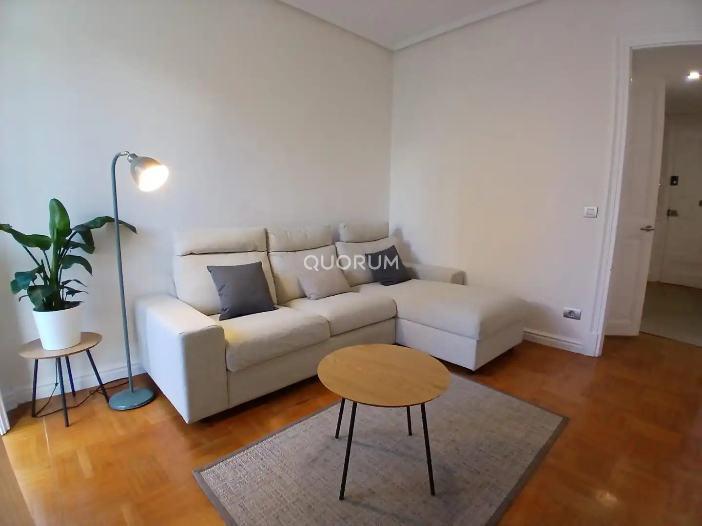 Sala de estar de Piso en venta en Bilbao  con Calefacción y Balcón