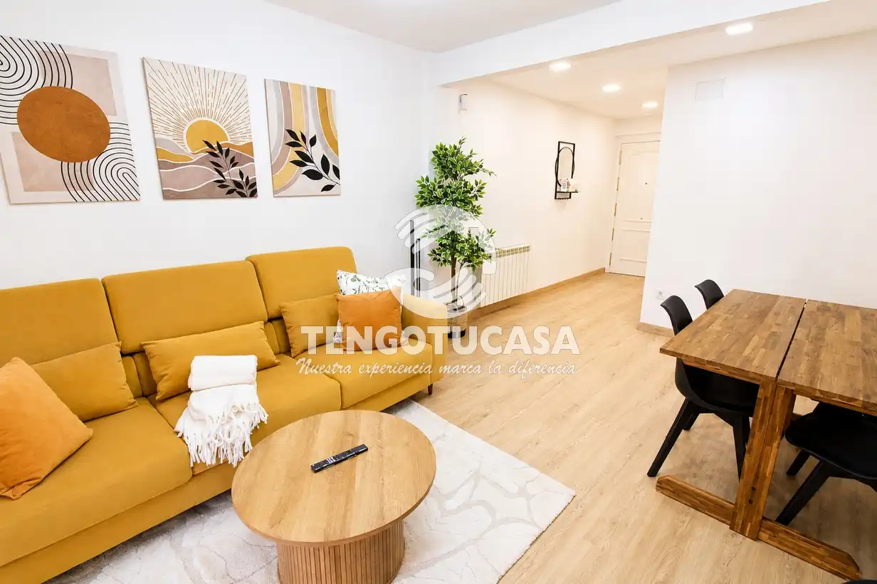 Living room of Flat for sale in Madrid  with Air Conditioner, Heating and Terrace