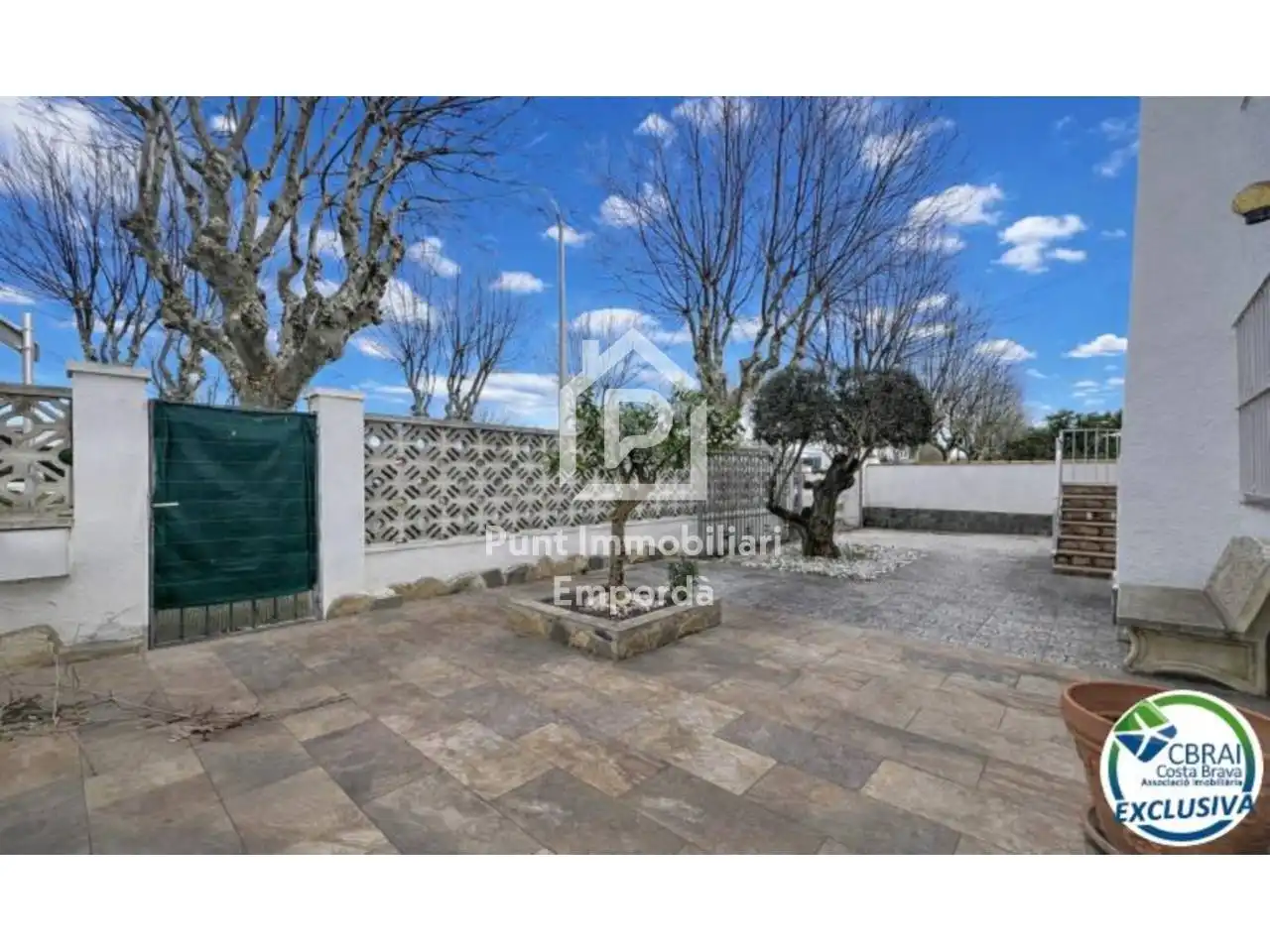 Casa amb jardí en venda a Calle Montseny, imagen 4