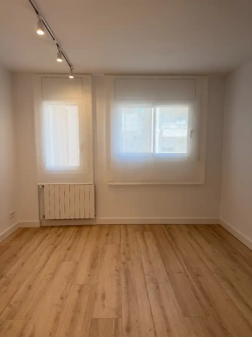 Habitación de Piso en venta en Girona con Aire acondicionado, Calefacción y Parquet
