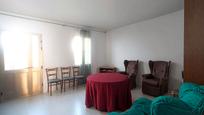 Sala d'estar de Casa o xalet en venda en Mirandilla amb Terrassa