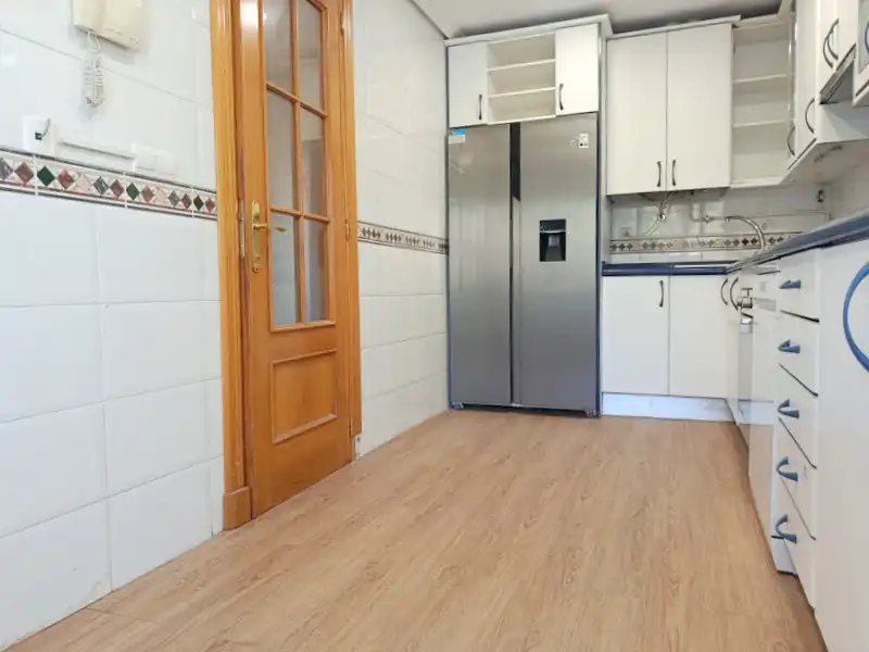 Semi-detached house with pool for sale in Simancas, imagen 36