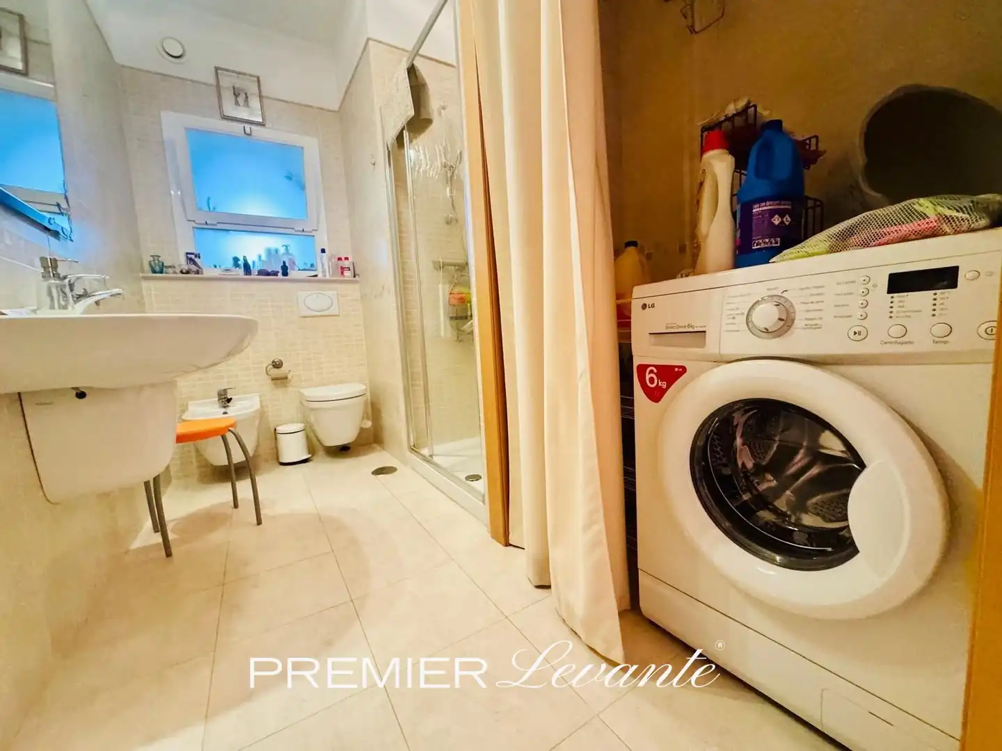 Baño de Piso en venta en L'Alfàs del Pi con Aire acondicionado, Terraza y Balcón