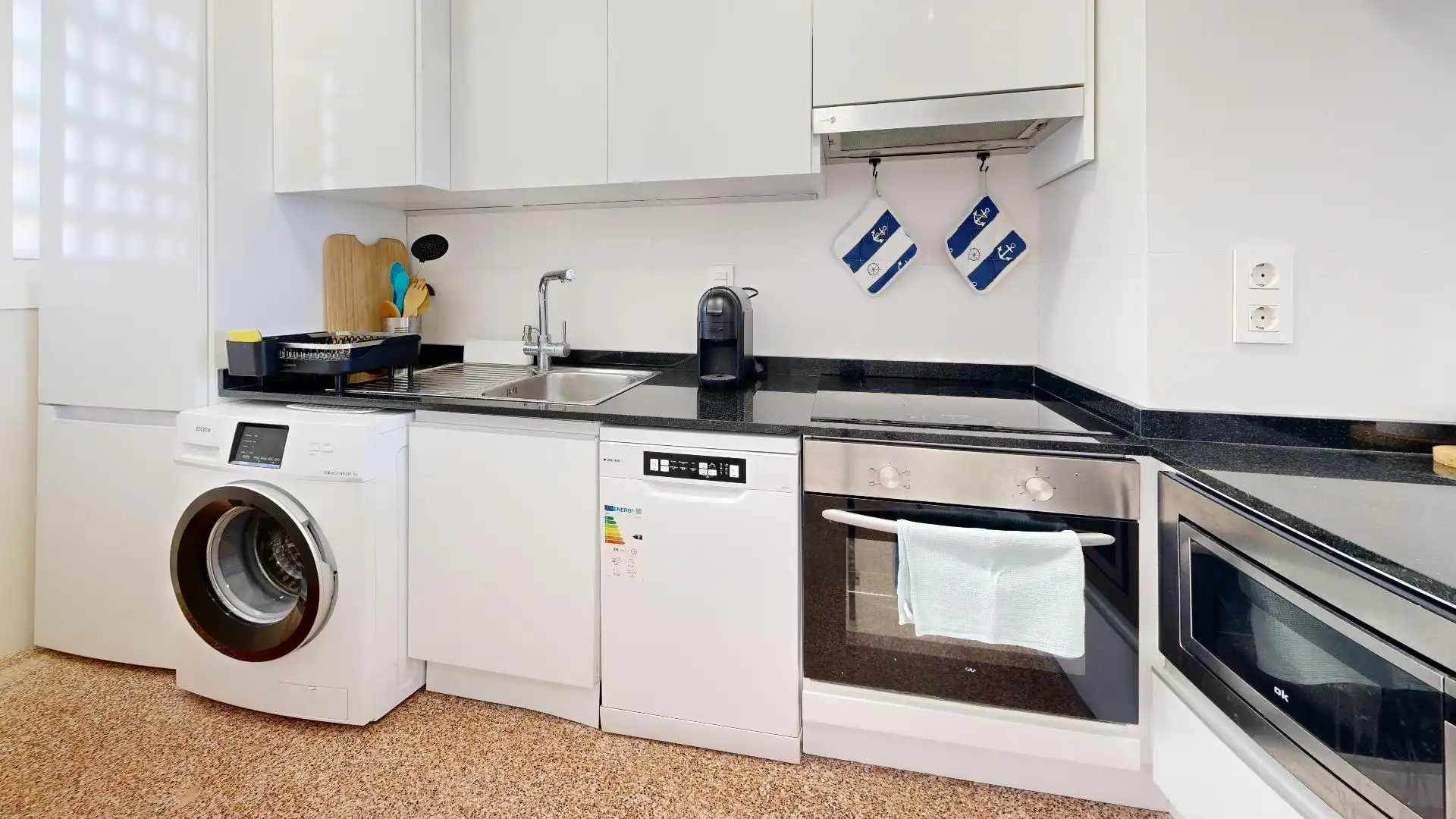 Cuina de Apartament de lloguer en Elche / Elx amb Aire condicionat, Calefacció i Terrassa