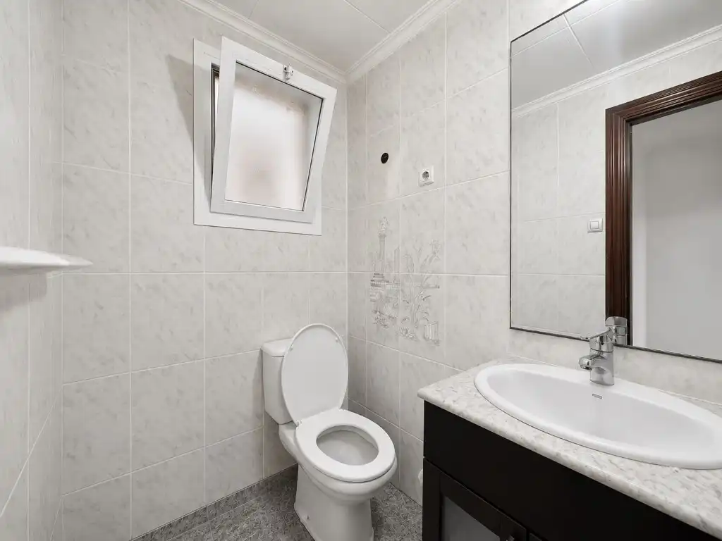 Bathroom of Flat for sale in Sant Boi de Llobregat