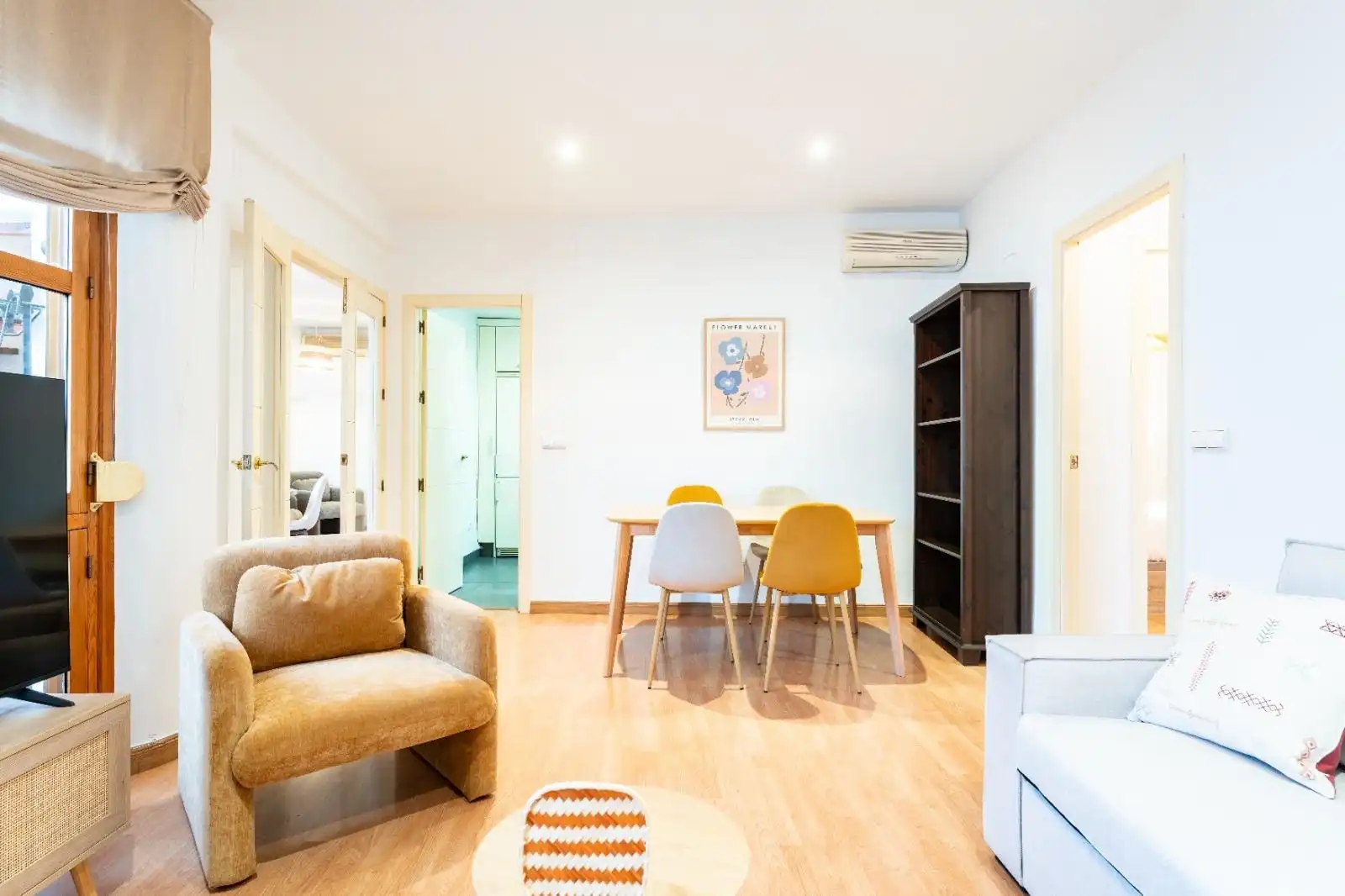 Living room of Flat for sale in Córdoba  with Heating, Parquet flooring and Storage room