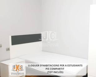 Bedroom of Flat to rent in Tortosa  with Heating, Terrace and Furnished