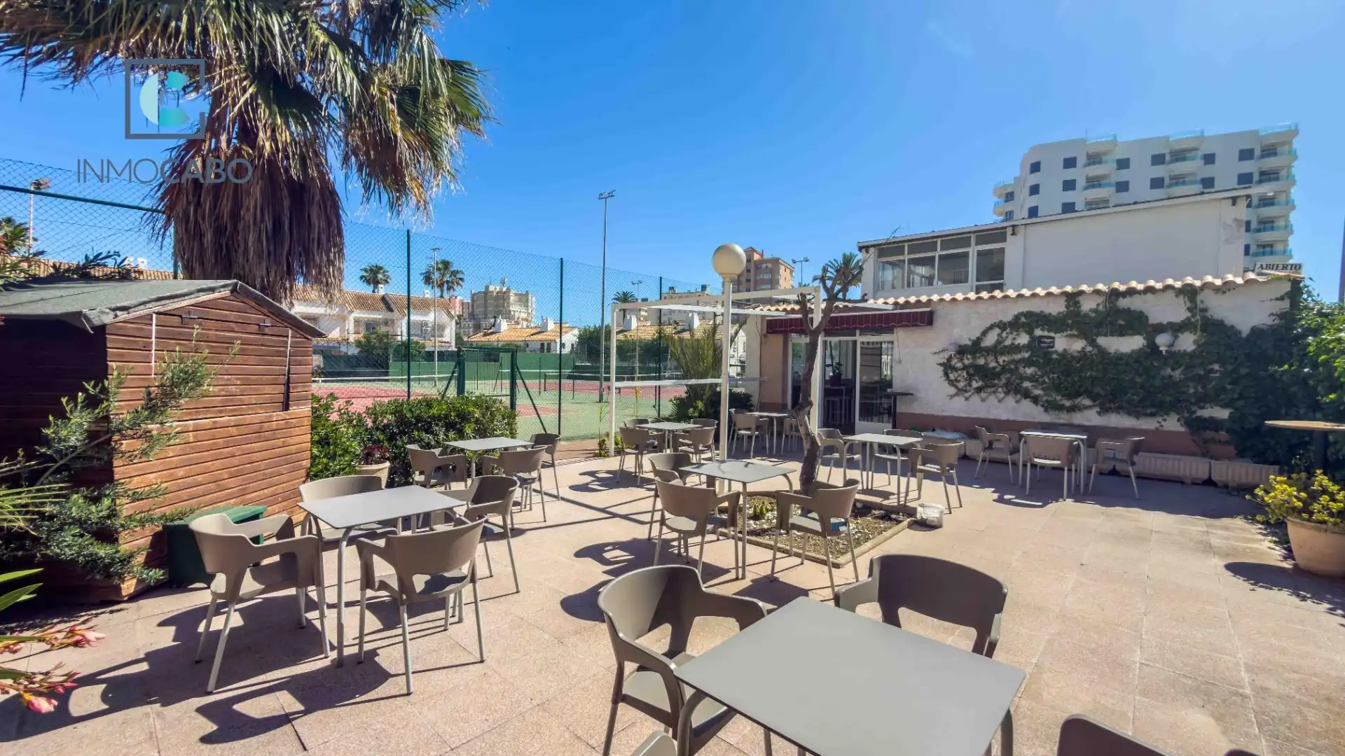 Terraza de Local en venta en La Manga del Mar Menor