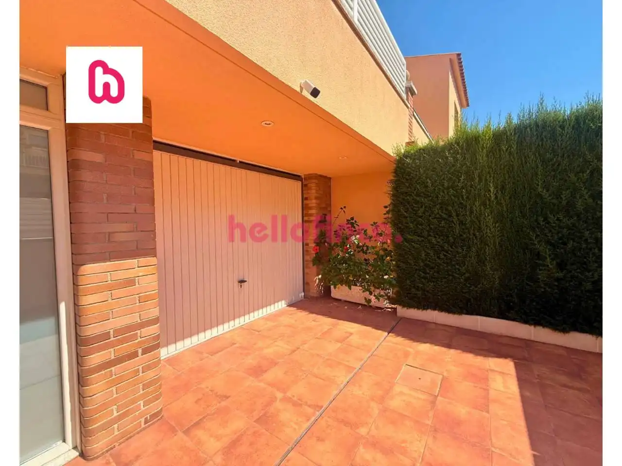Exterior view of Detached homes for sale in El Vendrell  with Air Conditioner, Heating and Private garden