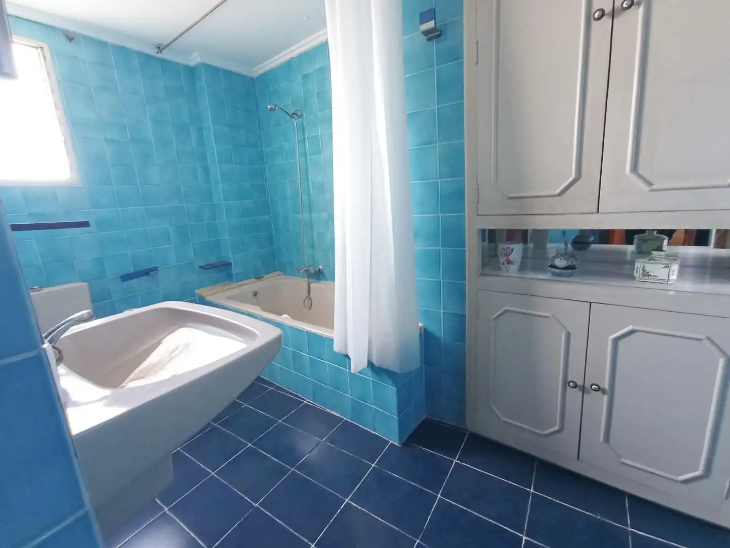 Badezimmer von Wohnung zum Verkauf in Picanya