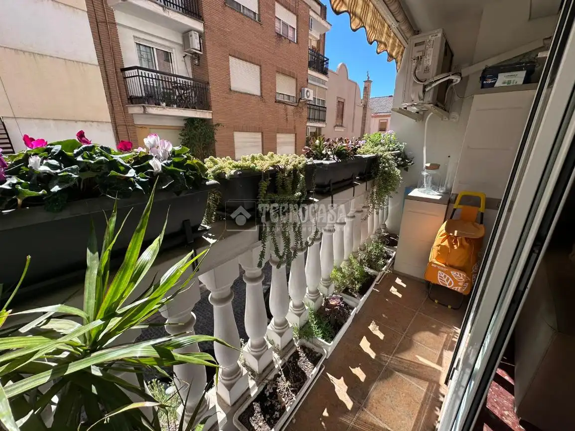 Terraza de Piso en venta en Paterna con Aire acondicionado, Calefacción y Balcón