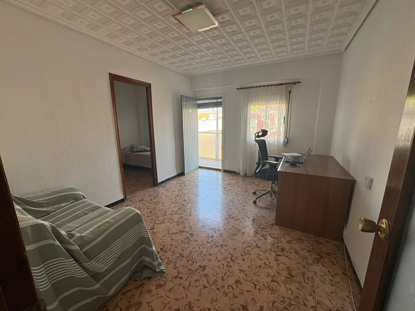 Dormitori de Pis de lloguer en Vila-real amb Traster, Moblat i Forn