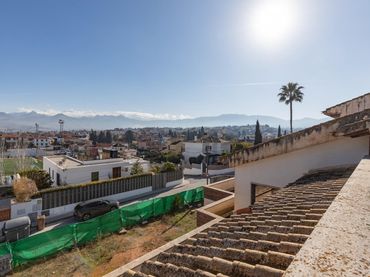 Residential land for sale in Calle Almendros 8