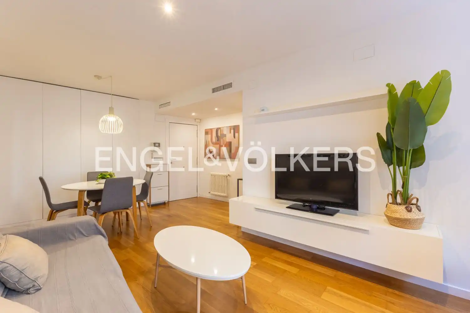 Living room of Flat for rent in Valencia  with Air Conditioner, Heating and Parquet flooring