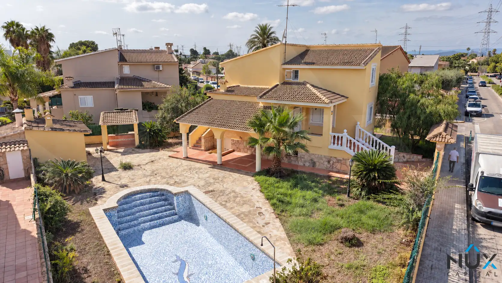 Chalet con piscina en venta en Entrepinos