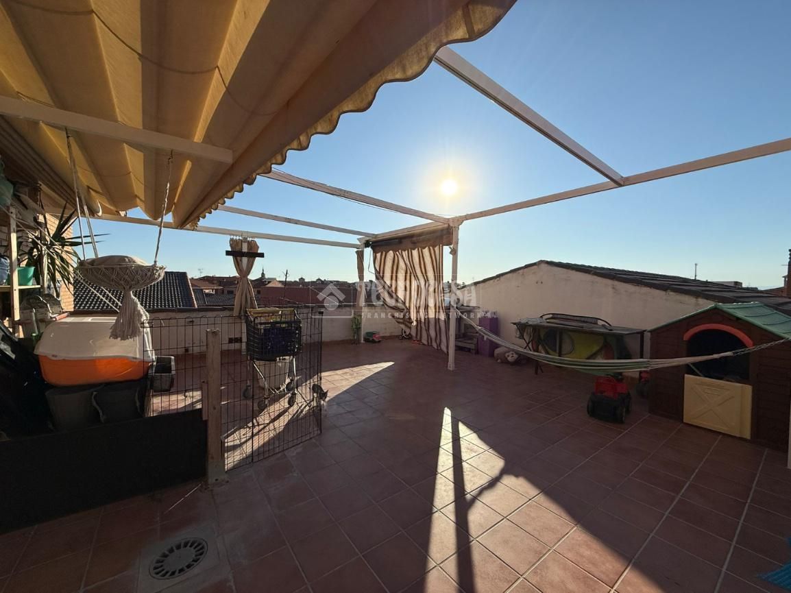 Terraza de Piso en venta en Fuensalida con Aire acondicionado
