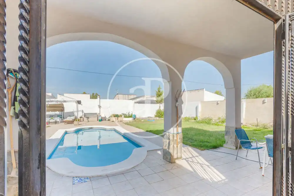Swimming pool of Houses for sale in Olocau  with Air Conditioner, Heating and Private garden