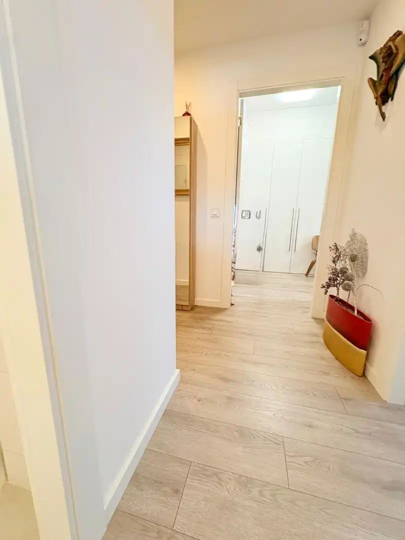 Ground floor with pool for sale in Avinguda de L'Onze de Setembre, imagen 4