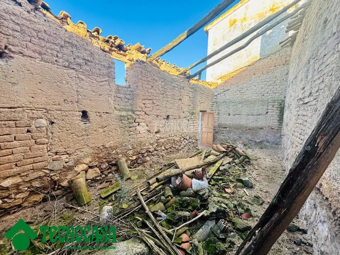 Casa adosada en venda en Totanés