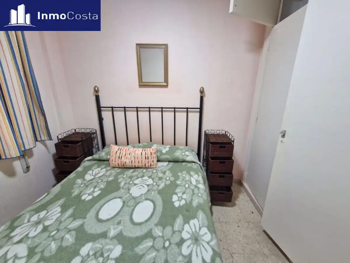 Dormitori de Pis en venda en La Línea de la Concepción amb Terrassa