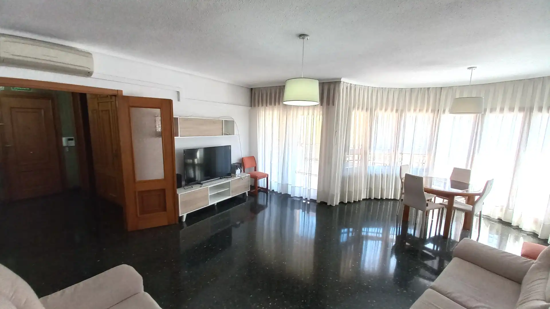 Living room of Flat for rent in Albacete  with Air Conditioner, Heating and Furnished