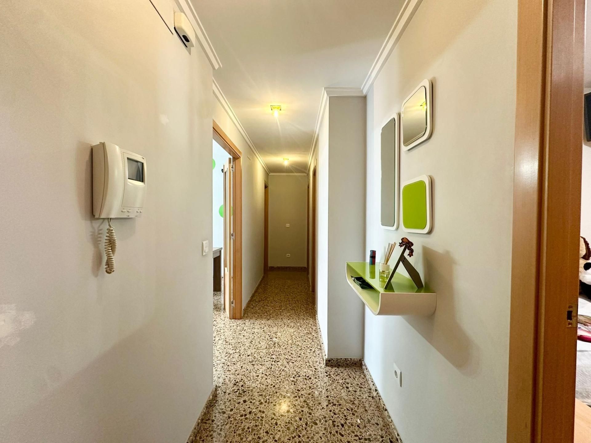 Flat for sale in Carlet  with Air Conditioner