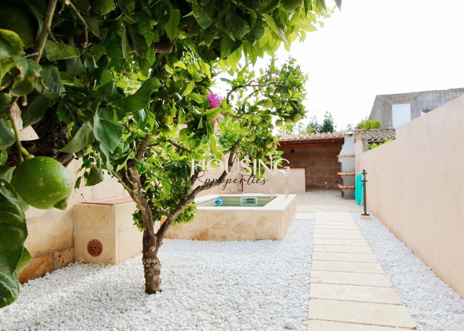 Garden of Single-family semi-detached for sale in Llucmajor  with Air Conditioner, Heating and Private garden