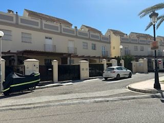 Exterior view of Single-family semi-detached for sale in Manilva  with Private garden, Terrace and Community pool