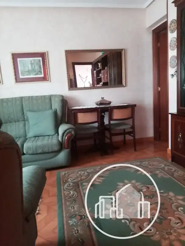 Sala de estar de Piso en venta en Valle de Losa con Calefacción y Trastero